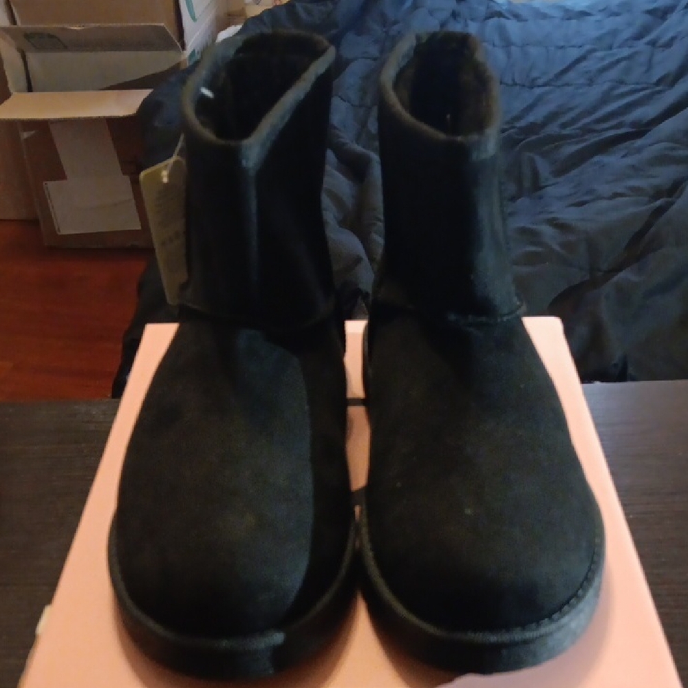 Josiny Womens Black Boots With Fur Inside Size 10 NWT & BOX - Picture 3 of 8
